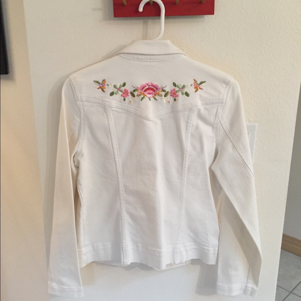 White Jean Jacket - Picture 2 of 8